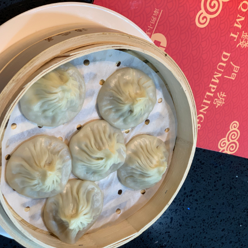 Shanghai Xiao Long Bao / Soup Dumplings <br> 上海小笼包  (6 Pcs)